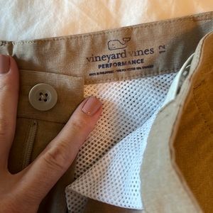 Vineyard vibes boys performance shorts